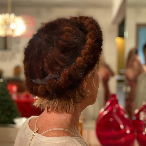 Vintage Mink Fur Hat - Picture 3 of 7